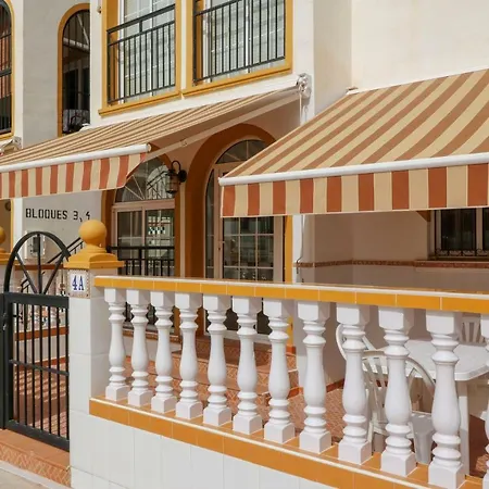 Апартаменти New Apartment, 150m To The Sandy Beach Of La-mata