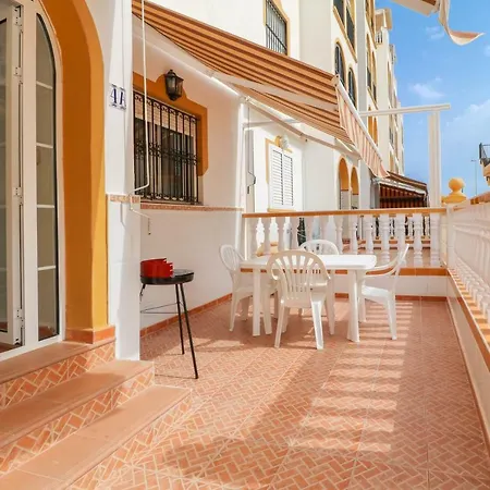 New Apartment, 150m To The Sandy Beach Of La-mata Apartamento *